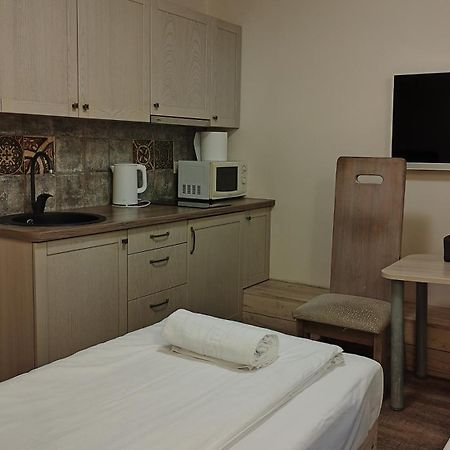 Kubu Ground Floor Rooms 클라이페다 외부 사진
