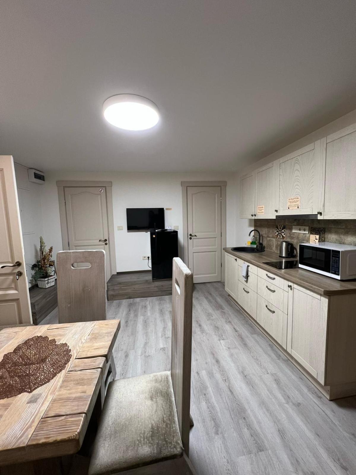 Kubu Ground Floor Rooms 클라이페다 외부 사진